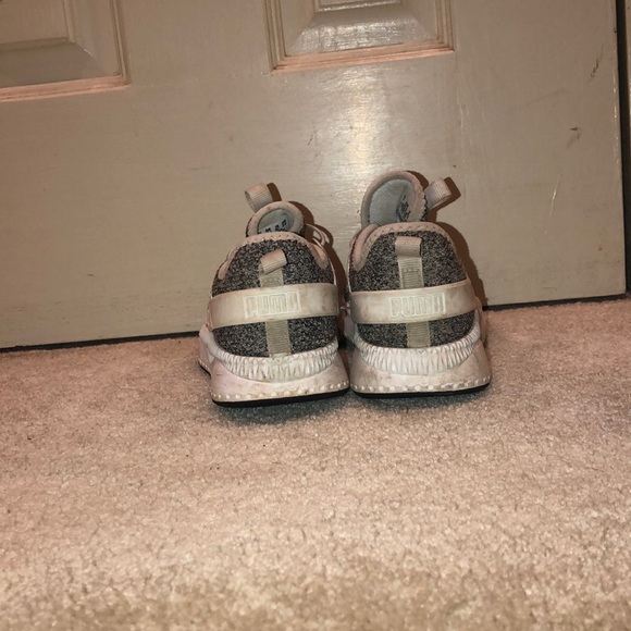 Puma kid  shoes - Picture 3 of 4